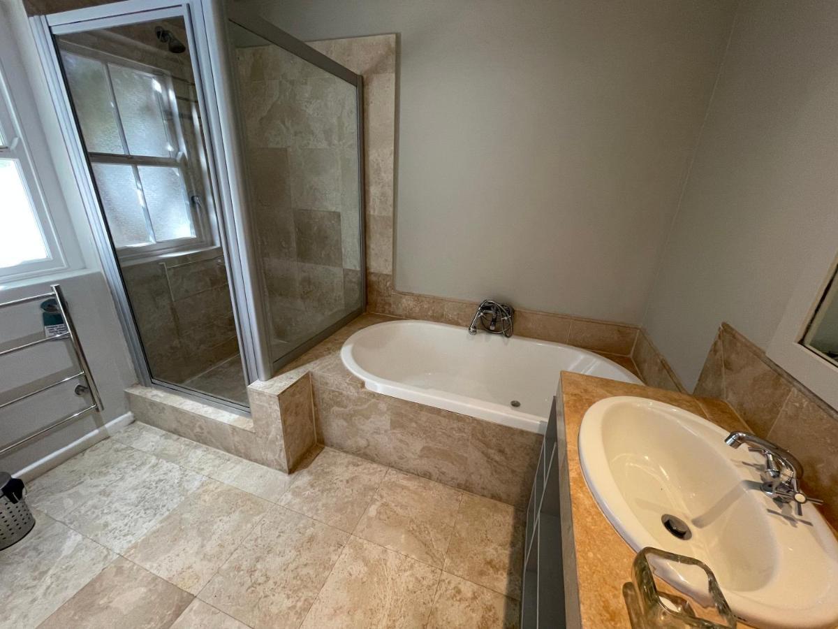 11 Westcliff Rentals Hermanus Εξωτερικό φωτογραφία